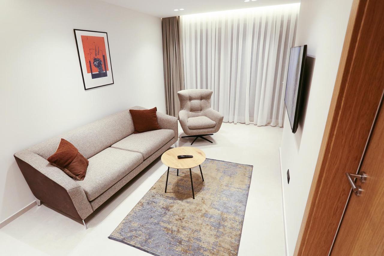 Hotel 12 Gjakova Εξωτερικό φωτογραφία